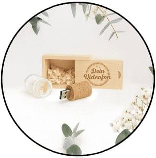 Hochwertiger USB-Stick zur Speicherung aller Sprachnachrichten aus dem Audiogästebuch – moderne und persönliche Idee für die Hochzeit